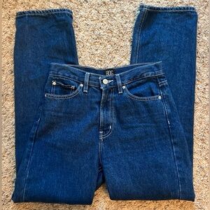 URBAN OUTFITTERS BDG DARK WASH COWBOY JEANS